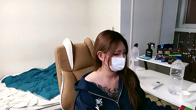 Milk Sola online show from 26, 10, 2025