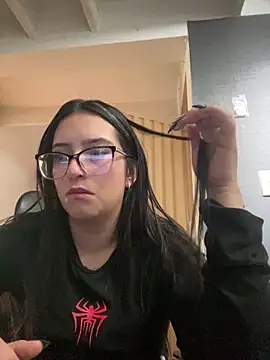 Kloe Novoa online show from 5, 2, 2026