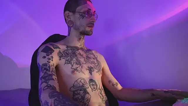 TokyoHatsumoto online show from 16, 11, 2025