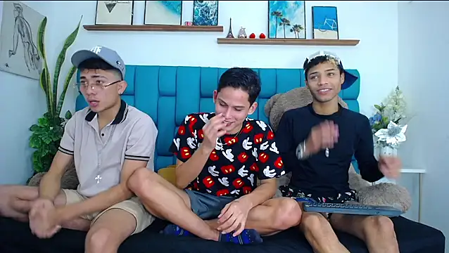 Hot Boys Latinos X online show from 23, 2, 2026