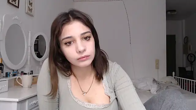 Snapshot of bellefleurrr chatting on 6, 6, 2026 bellefleurrr online show from 6, 6, 2026