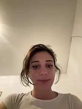 Snapshot of bellefleurrr chatting on 10, 6, 2026 bellefleurrr online show from 10, 6, 2026