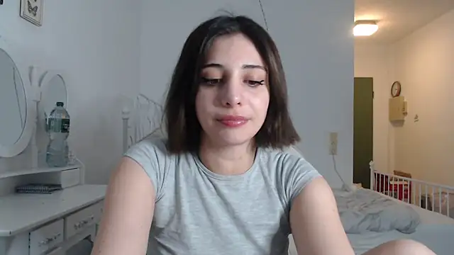 Snapshot of bellefleurrr chatting on 28, 6, 2026 bellefleurrr online show from 28, 6, 2026