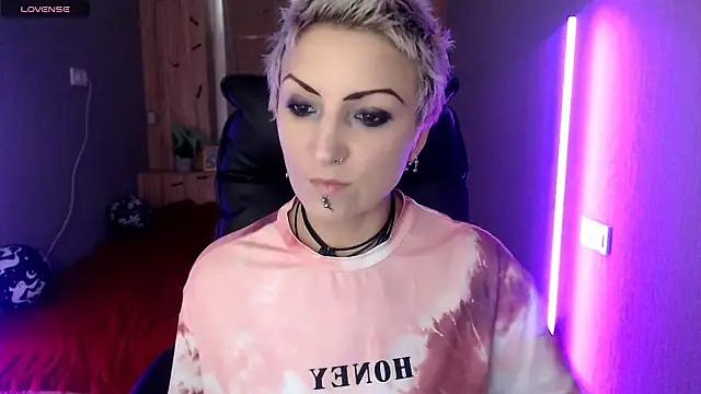 Sweet-n-Strong online show from 19, 11, 2025