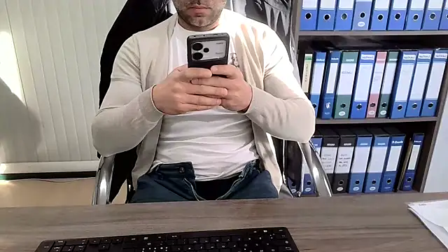 Evasionee online show from 23, 2, 2026