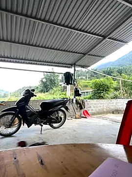 Snapshot of simmi-2 chatting on 28, 10, 2025 simmi-2 online show from 28, 10, 2025