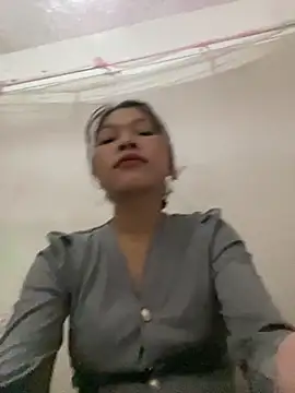 Snapshot of simmi-2 chatting on 1, 11, 2025 simmi-2 online show from 1, 11, 2025