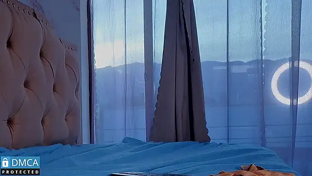 eva delight  online show from 11, 11, 2025