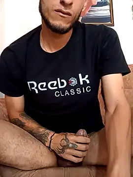 Clouer glow16 online show from 7, 3, 2026