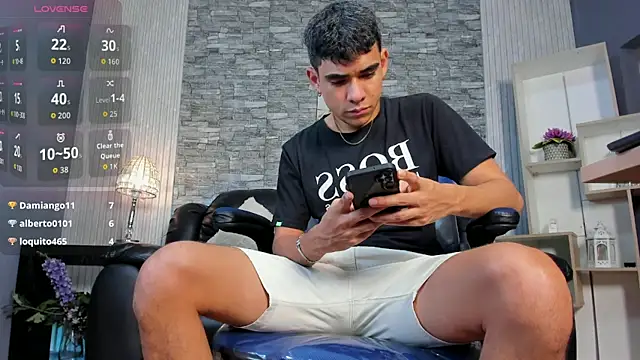 zack joness18 online show from 14, 5, 2026
