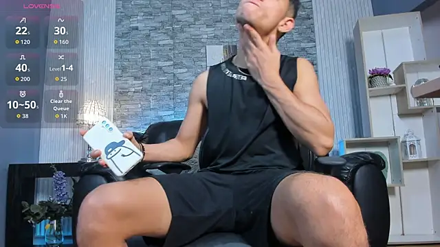 zack joness18 online show from 25, 6, 2026