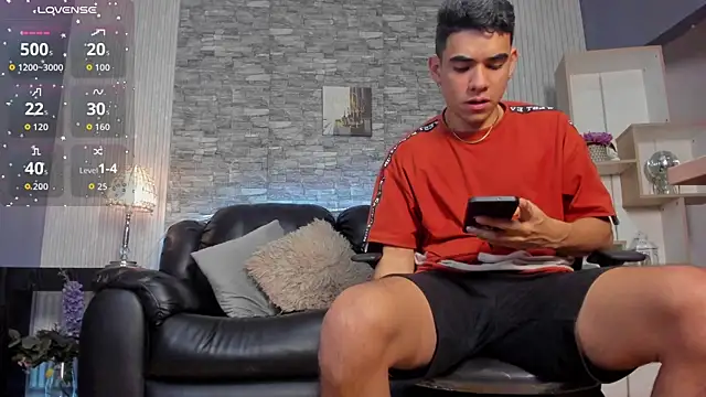 zack joness18 online show from 15, 7, 2026