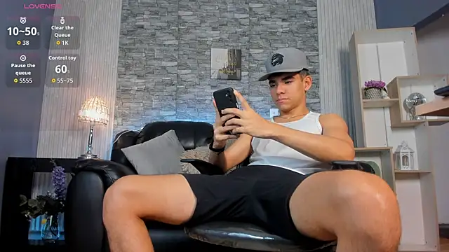 zack joness18 online show from 31, 7, 2026