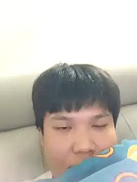 Snapshot of yao_yuki chatting on 28, 10, 2025 yao yuki online show from 28, 10, 2025