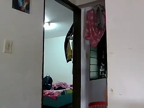 Snapshot of YeseniaRodriguez3 chatting on 3, 2, 2026 YeseniaRodriguez3 online show from 3, 2, 2026