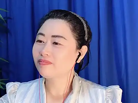 yaoyao22678 online show from 29, 10, 2025