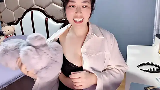 yaoyao22678 online show from 9, 2, 2026