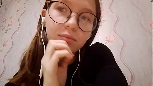 SalenaAhnell online show from 25, 10, 2025
