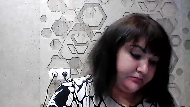 KaralinaLoverq online show from 28, 10, 2025