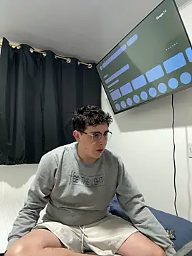 Snapshot of Sam_Rush chatting on 19, 6, 2026 Sam Rush online show from 19, 6, 2026