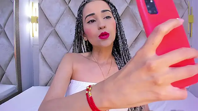 violett rabbit  online show from 3, 12, 2025