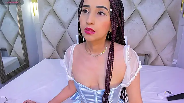 violett rabbit  online show from 2, 2, 2026