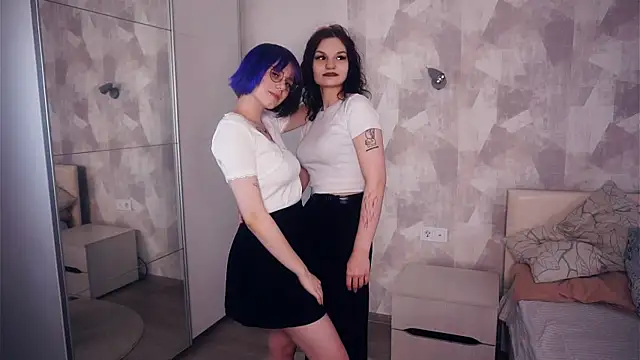 KellePourier online show from 19, 11, 2025