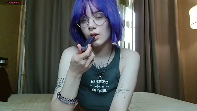 KellePourier online show from 8, 5, 2026