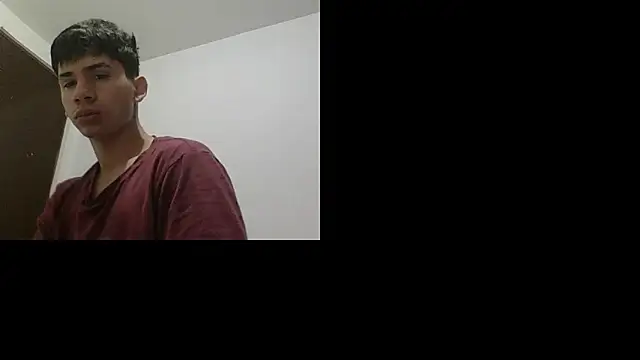 Snapshot of adriuth_699 chatting on 8, 1, 2026 adriuth 699 online show from 8, 1, 2026