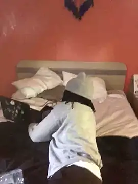 Snapshot of TheRealKnottiHead chatting on 2, 11, 2025 TheRealKnottiHead online show from 2, 11, 2025