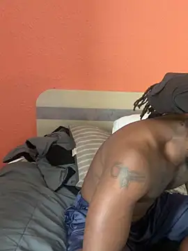 Snapshot of TheRealKnottiHead chatting on 24, 11, 2025 TheRealKnottiHead online show from 24, 11, 2025