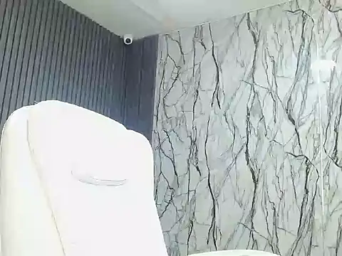 Snapshot of gregori_latin19 chatting on 30, 10, 2025 gregori latin19 online show from 30, 10, 2025