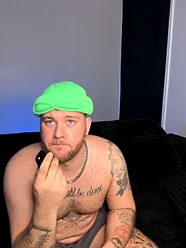 Snapshot of thepornplugz chatting on 15, 12, 2025 thepornplugz online show from 15, 12, 2025