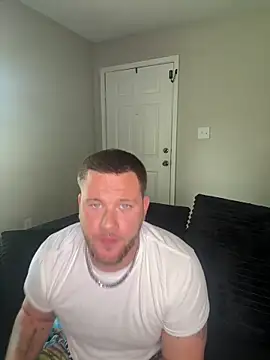 Snapshot of thepornplugz chatting on 29, 4, 2026 thepornplugz online show from 29, 4, 2026