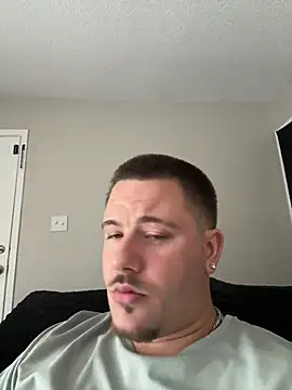 Snapshot of thepornplugz chatting on 15, 5, 2026 thepornplugz online show from 15, 5, 2026