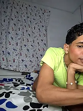 Alex Sweeting online show from 3, 12, 2025