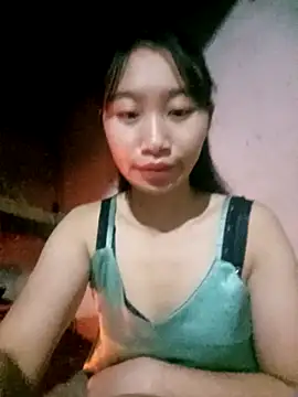 Snapshot of Linh_sexy98 chatting on 14, 11, 2025 Linh sexy98 online show from 14, 11, 2025