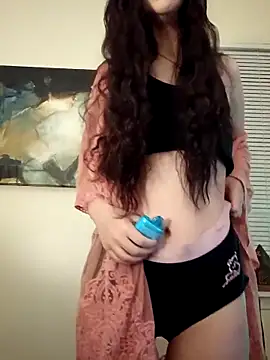 Snapshot of Heavenlyangelforever chatting on 23, 11, 2025 Heavenlyangelforever online show from 23, 11, 2025