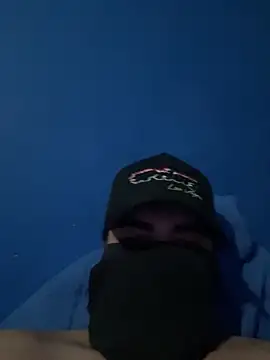 Snapshot of Carlitos_penerico chatting on 29, 10, 2025 Carlitos penerico online show from 29, 10, 2025