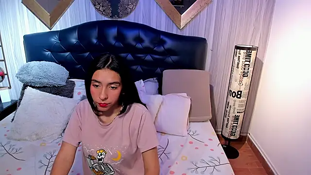 Snapshot of shirley_sweet_ chatting on 30, 10, 2025 shirley sweet  online show from 30, 10, 2025