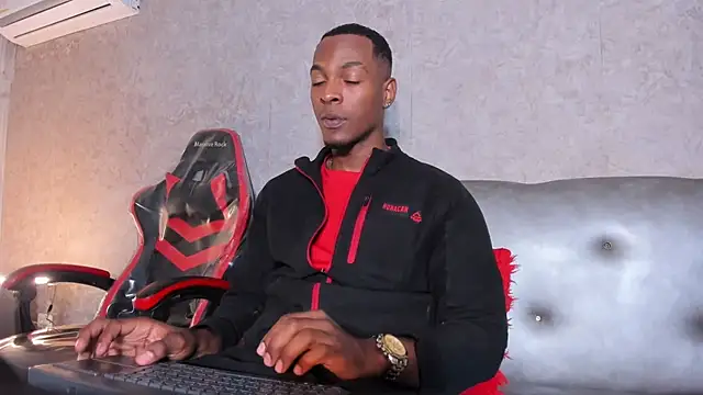 Snapshot of for_itan chatting on 1, 12, 2025 for itan online show from 1, 12, 2025