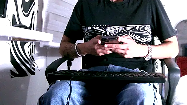 kai storm420 online show from 30, 10, 2025