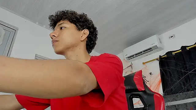 Maximiliano Khalil online show from 2, 11, 2025