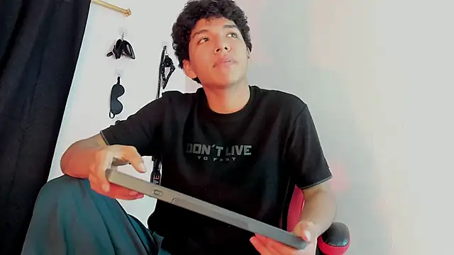 Maximiliano Khalil online show from 5, 12, 2025