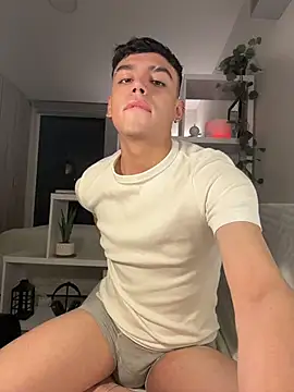 aronnhidden online show from 21, 7, 2026