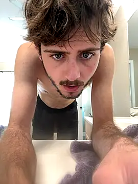 Snapshot of mattcumsquik chatting on 31, 10, 2025 mattcumsquik online show from 31, 10, 2025