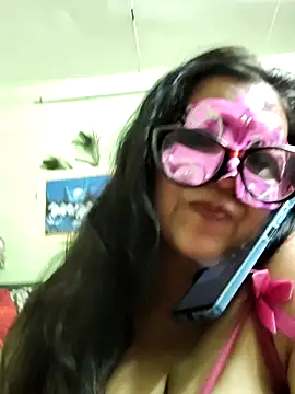 Snapshot of LOVE__RANI chatting on 2, 7, 2026 LOVE RANI online show from 2, 7, 2026