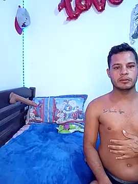 Snapshot of Reyes_89 chatting on 3, 11, 2025 Reyes 89 online show from 3, 11, 2025