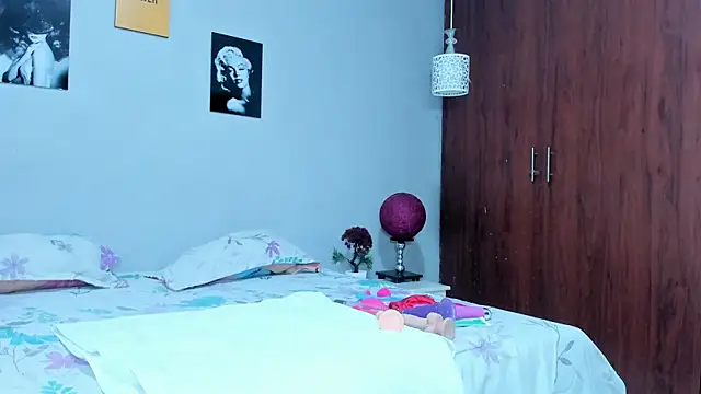 sexynova 93 online show from 18, 7, 2026