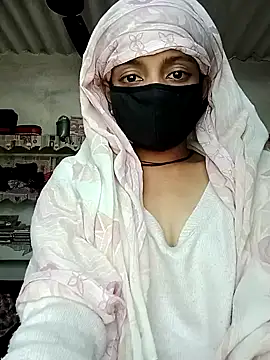 Quenn-Jiya752 online show from 8, 11, 2025